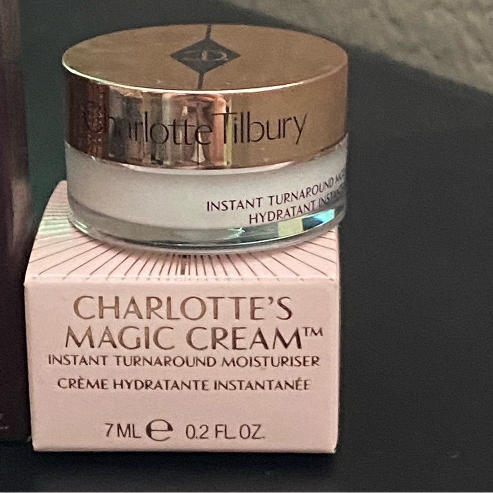 Charlotte Tilbury Magic Cream Travel Size Pillow Talk Matte Lipstick - Picture 6 of 7